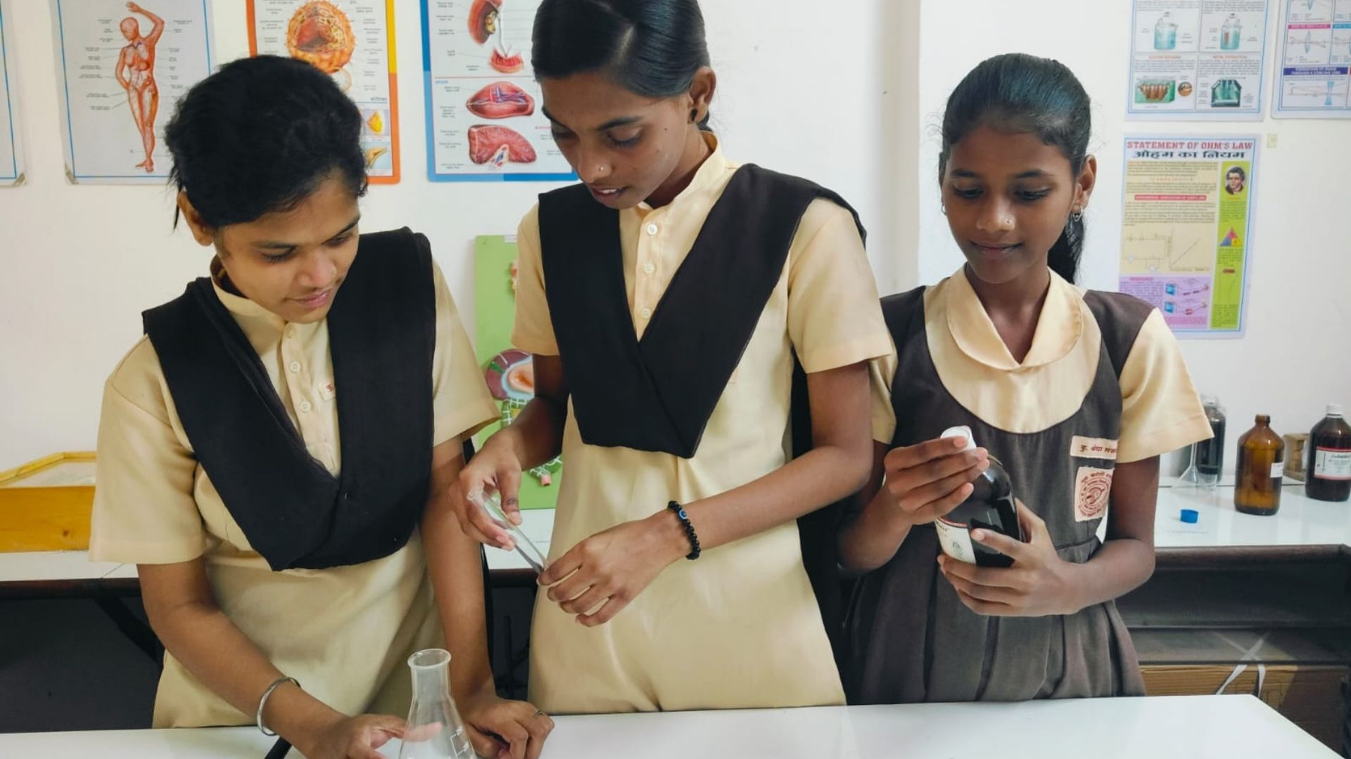 secondary special school img